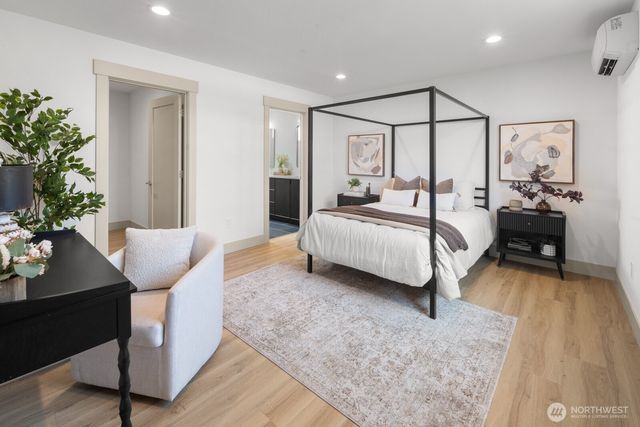 2931 39th Avenue SW, Seattle, WA 98116