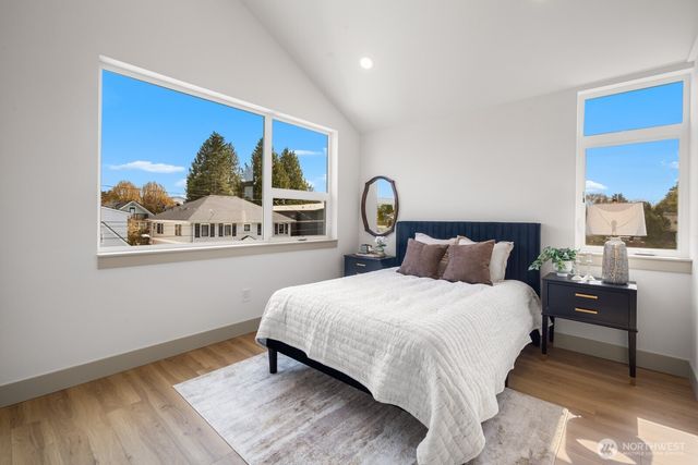 2931 39th Avenue SW, Seattle, WA 98116