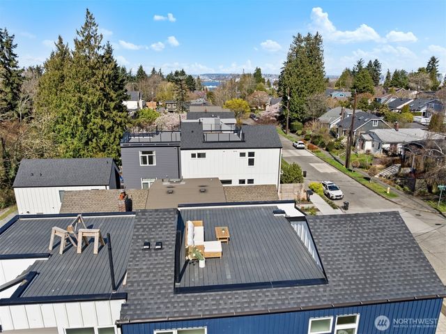 2931 39th Avenue SW, Seattle, WA 98116