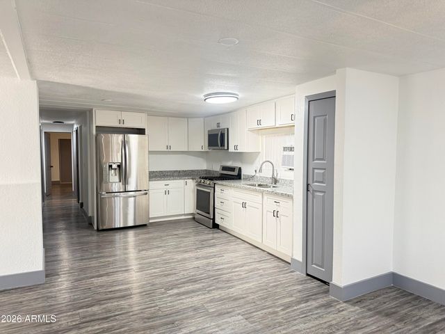 5601 W Missouri Avenue 277, Glendale, AZ 85301