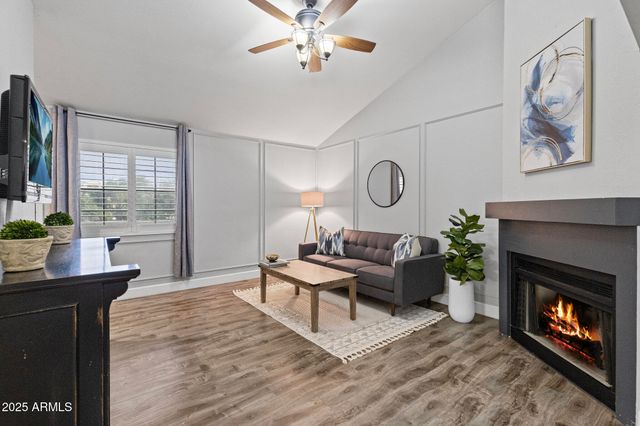 2020 W UNION HILLS Drive 260, Phoenix, AZ 85027