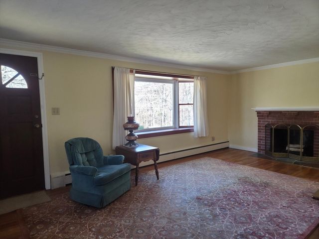 187 Brigham Hill Rd, Grafton, MA 01536