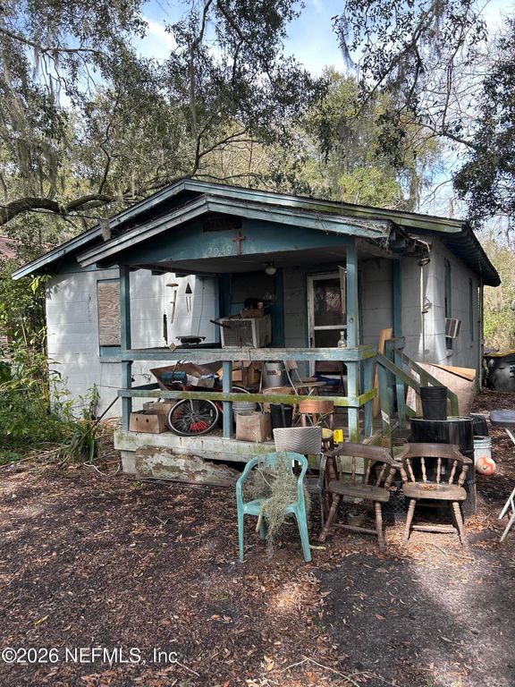 2049 JERNIGAN Road, Jacksonville, FL 32207