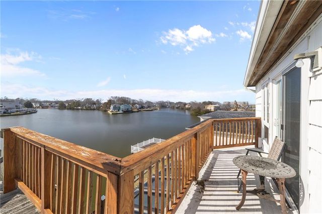 205 Lake DR, Virginia Beach, VA 23451