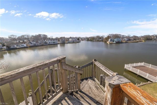 205 Lake DR, Virginia Beach, VA 23451