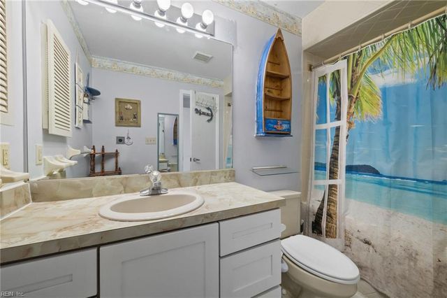 205 Lake DR, Virginia Beach, VA 23451