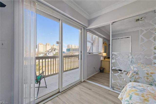 205 Lake DR, Virginia Beach, VA 23451