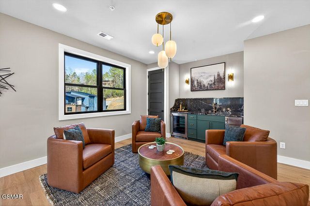 130 Mills Park Road, Gatlinburg, TN 37738