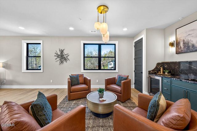 130 Mills Park Road, Gatlinburg, TN 37738