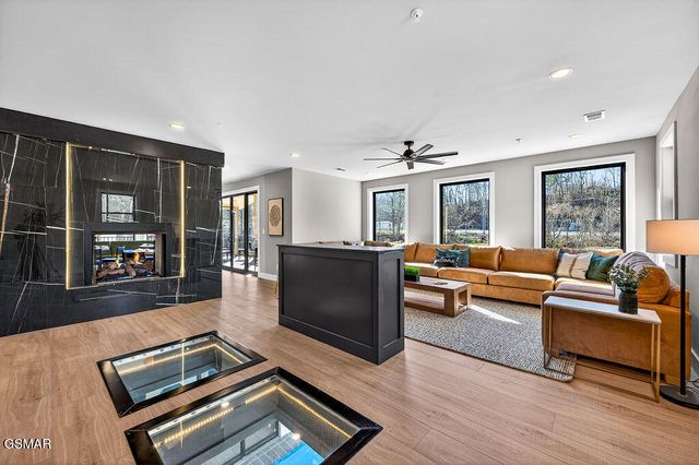 130 Mills Park Road, Gatlinburg, TN 37738