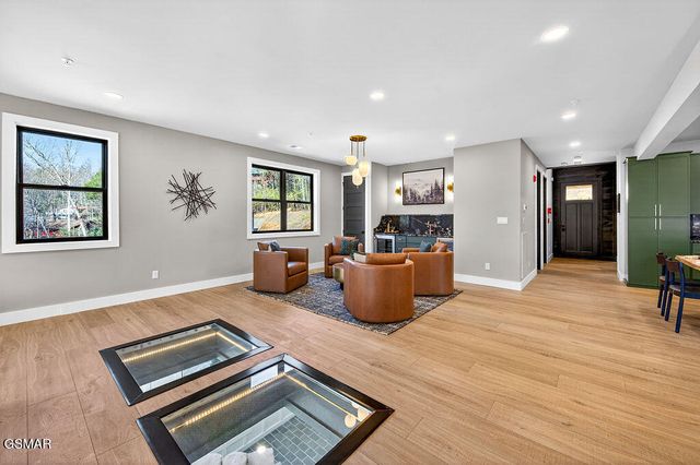 130 Mills Park Road, Gatlinburg, TN 37738