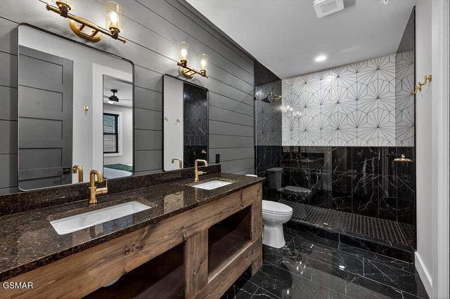 130 Mills Park Road, Gatlinburg, TN 37738