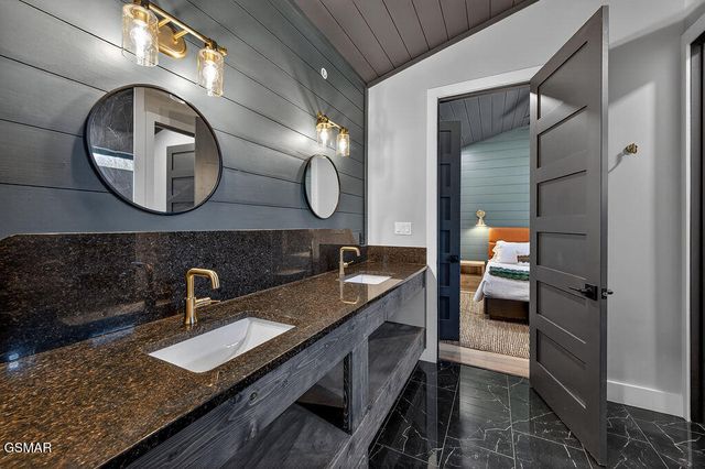 130 Mills Park Road, Gatlinburg, TN 37738