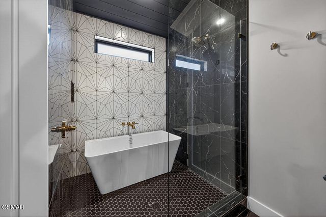 130 Mills Park Road, Gatlinburg, TN 37738