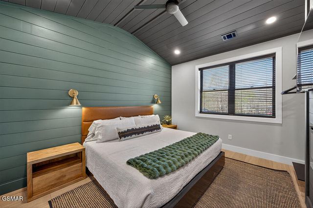 130 Mills Park Road, Gatlinburg, TN 37738