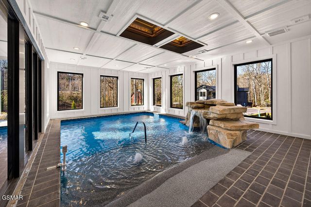 130 Mills Park Road, Gatlinburg, TN 37738