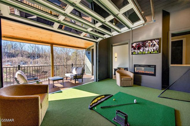 130 Mills Park Road, Gatlinburg, TN 37738