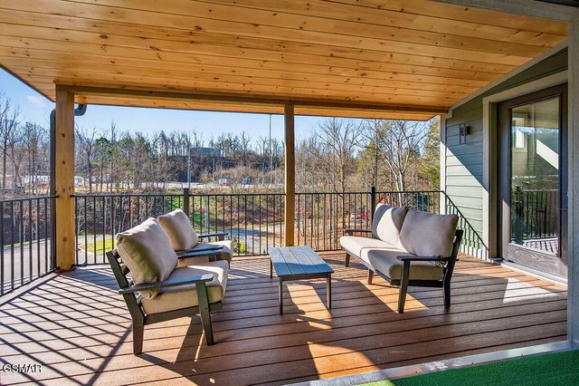 130 Mills Park Road, Gatlinburg, TN 37738