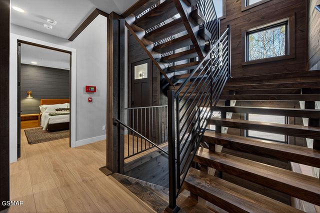 130 Mills Park Road, Gatlinburg, TN 37738