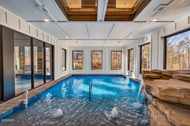 130 Mills Park Road, Gatlinburg, TN 37738