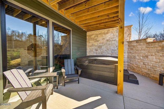 130 Mills Park Road, Gatlinburg, TN 37738