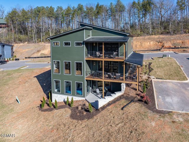 130 Mills Park Road, Gatlinburg, TN 37738