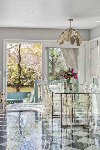 759 Lake Frances Drive, Charleston, SC 29412