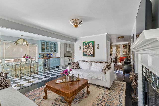 759 Lake Frances Drive, Charleston, SC 29412