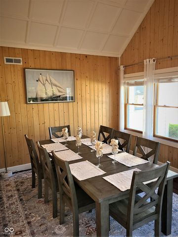 131 1st Avenue NW, Carmel, IN 46032