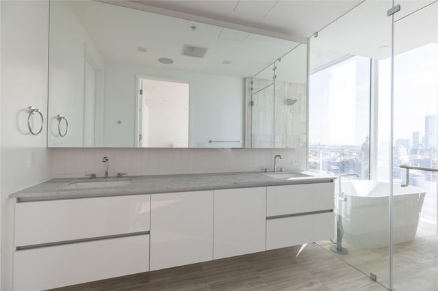 313 W 17th ST 2007, Austin, TX 78701