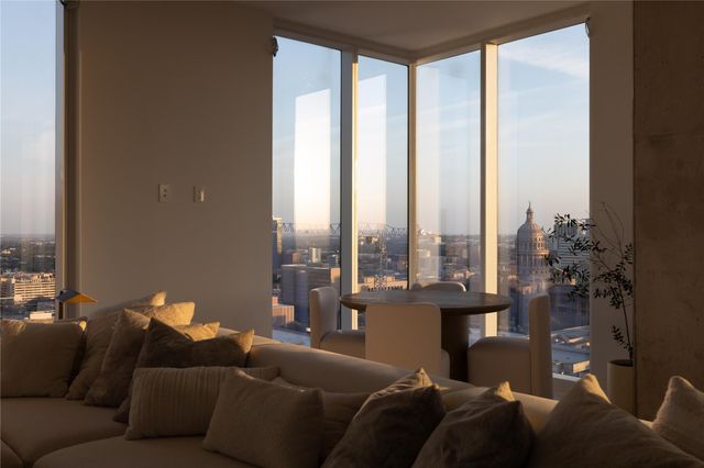 313 W 17th ST 2007, Austin, TX 78701