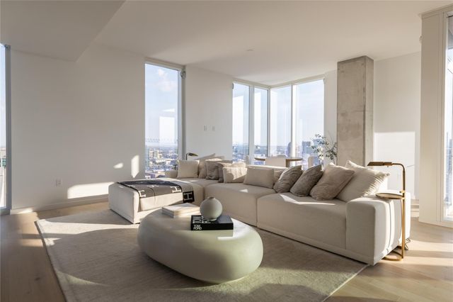 313 W 17th ST 2007, Austin, TX 78701