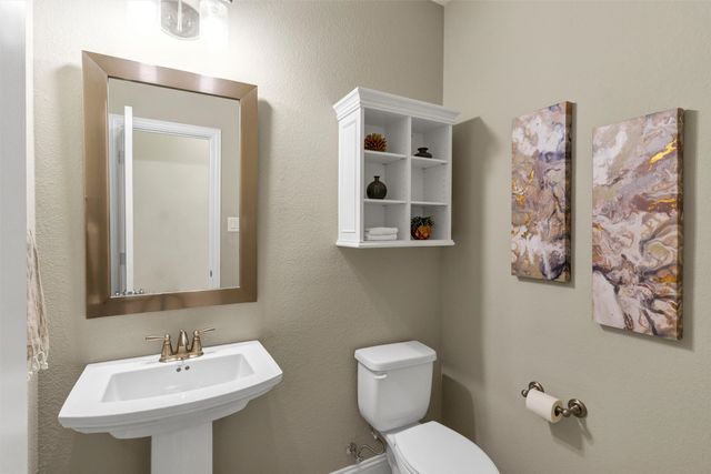 1928 Crested Ridge Road, Fort Worth, TX 76008