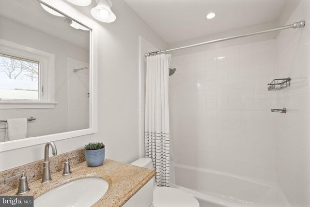 8108 CARRICK LN, Springfield, VA 22151