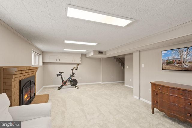 8108 CARRICK LN, Springfield, VA 22151