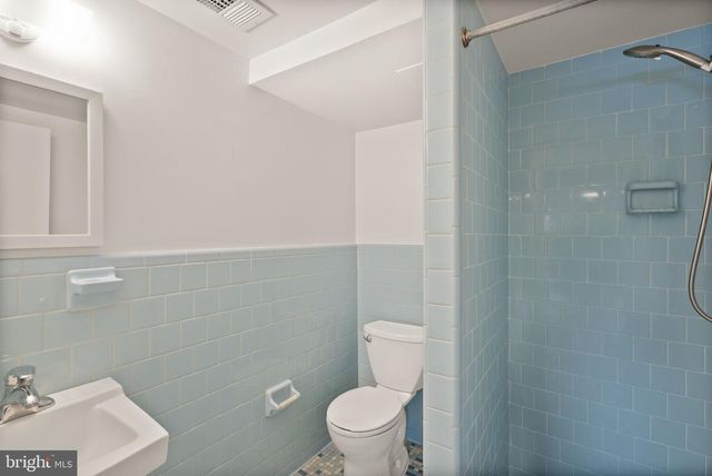 8108 CARRICK LN, Springfield, VA 22151