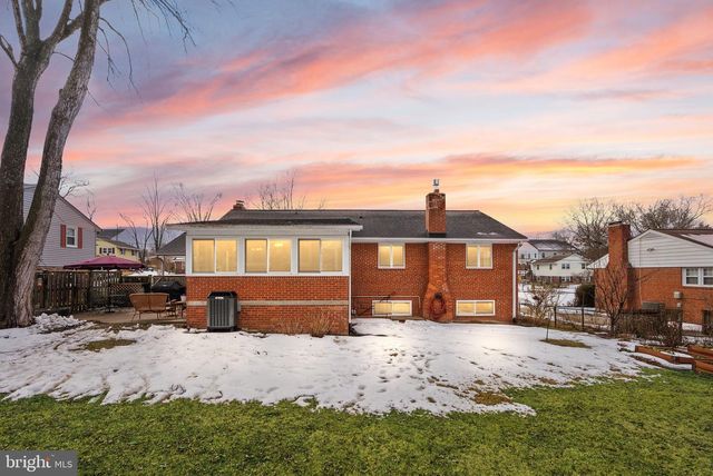 8108 CARRICK LN, Springfield, VA 22151