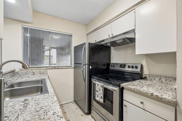 5138 Amesbury Drive 211, Dallas, TX 75206