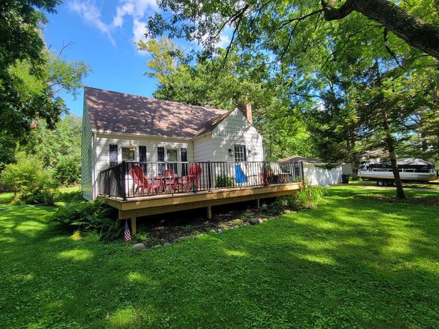 3281 Lockwood BOULEVARD, Lake Geneva, WI 53147