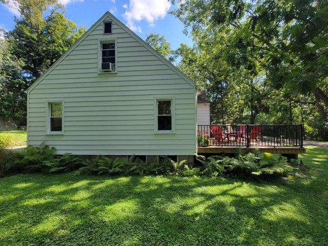 3281 Lockwood BOULEVARD, Lake Geneva, WI 53147