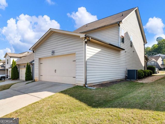 6026 Yacht Way, Flowery Branch, GA 30542