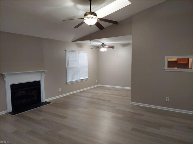 1420 Deerpond LN, Virginia Beach, VA 23464