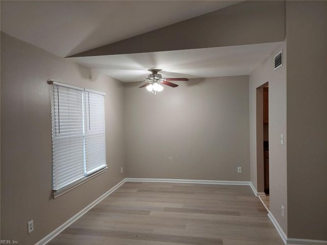 1420 Deerpond LN, Virginia Beach, VA 23464