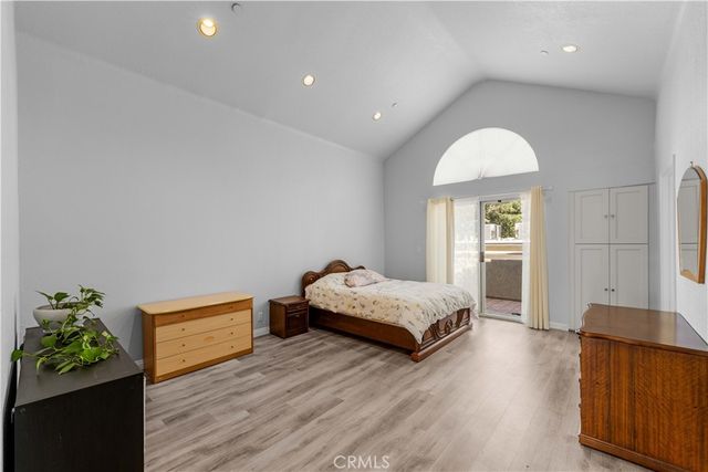 2101 Glenada Avenue 2, Montrose, CA 91020