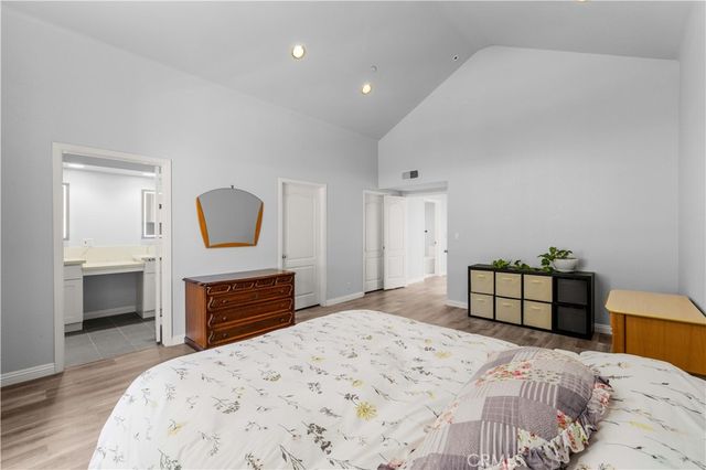 2101 Glenada Avenue 2, Montrose, CA 91020