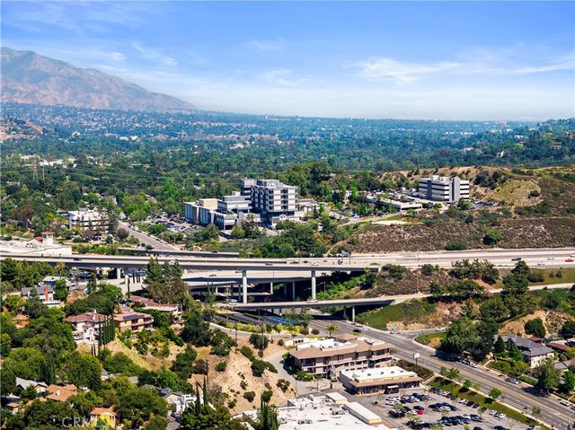 2101 Glenada Avenue 2, Montrose, CA 91020