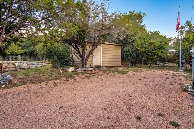 1761 Cottonwood RD, Fischer, TX 78623