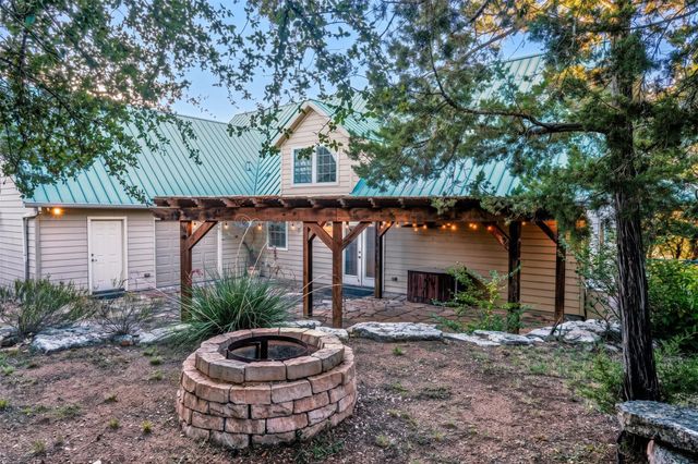1761 Cottonwood RD, Fischer, TX 78623