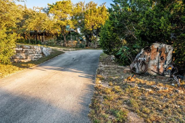 1761 Cottonwood RD, Fischer, TX 78623