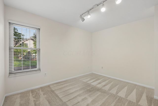 1355 Woodberry Place, Gahanna, OH 43230